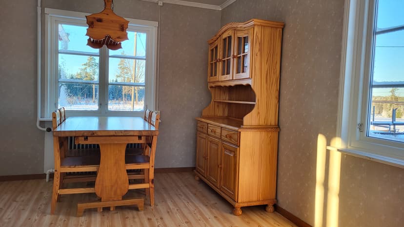 Interior view of Bear Hill Ranch