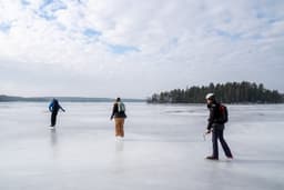 iceskatingTour Sunday, 08 March 2026